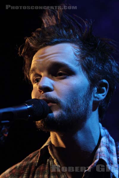 THE TALLEST MAN ON EARTH - 2010-11-29 - PARIS - Cafe de la Danse - 